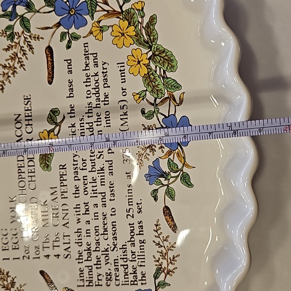 Adorable quiche dish by Ulster ceramics. - Picture 4 of 8